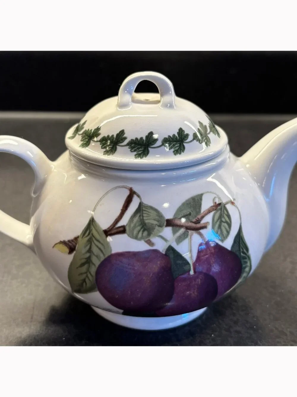 Portmeirion Pomona 1c tea pot